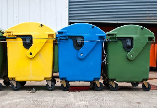 Commercial waste removal services in Wood Green